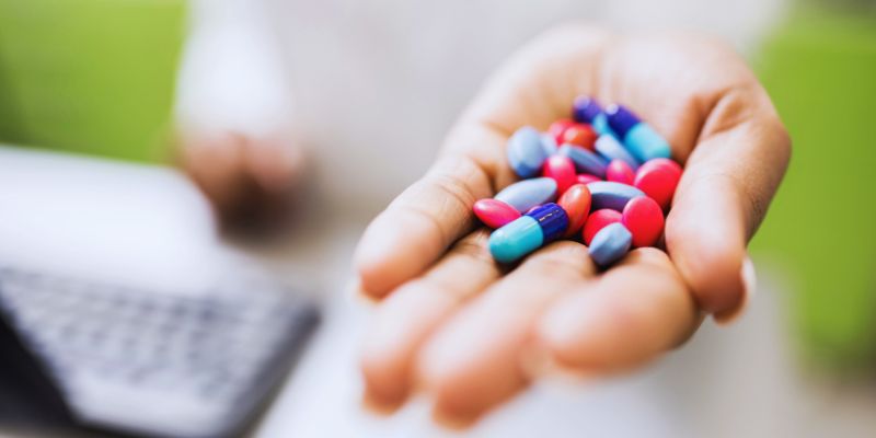 Are Painkillers Safe For You? Understanding the Risks and More